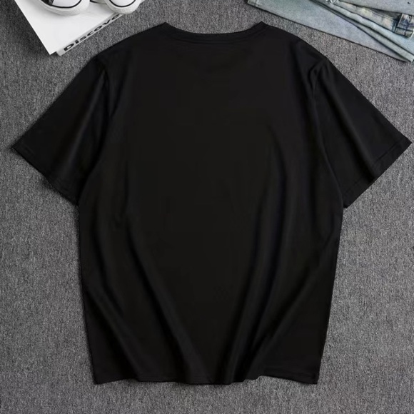 ♥️ Sale 3for$15! NWOT Made in the 70s Black T-shirt - Picture 2 of 2